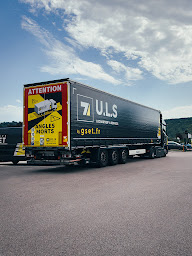 Photo n°8 de U.L.S - Urgences Liaisons Services à Saint-Étienne-du-Rouvray (Société de transport routier)