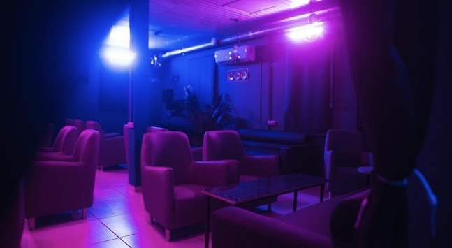 Opinii despre Dubaï Hookah Lounge 973 în Cayenne - Bar