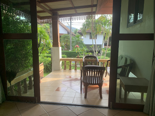 Sukcharoen Resort (Aey)