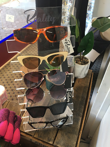 Gravity Clothing - Visual