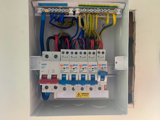 Parkes Electrical - Visual