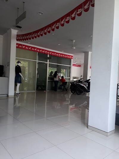 Photos of Honda 99
