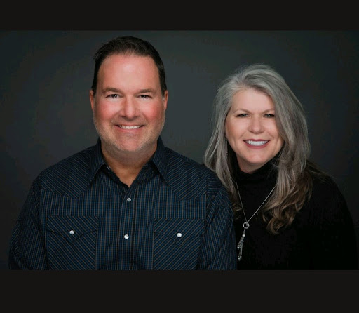 Laura & Lonie at The Getzoff Group Remax One REALTORS® DRE# 01262915 & 01253228