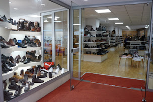 Photo n°12 de Chaussures Ayroles à Saint-Céré (Magasin de chaussures)