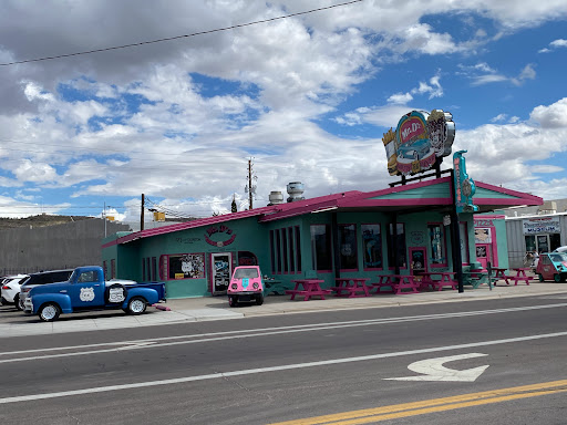 Kingman Visitor Center - Thumbnail