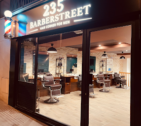 Photo n°3 de 235th Barber Street Issy à Issy-les-Moulineaux (Salon de coiffure)