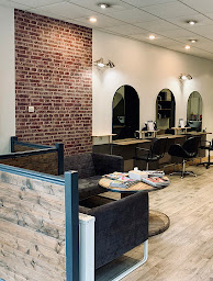 Photo n°2 de AYANIX à Boulogne-Billancourt (Salon de coiffure)