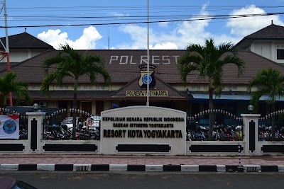 Photos of Polresta Yogyakarta