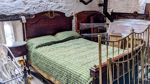 Bedsteads - Visual