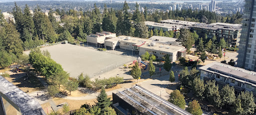 University Highlands Elementary School - Thumbnail