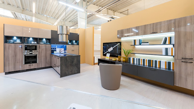 Dom nábytku Decodom Topoľčany - Predajňa nábytku