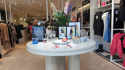N BRANDS Store Eindhoven - Thumbnail