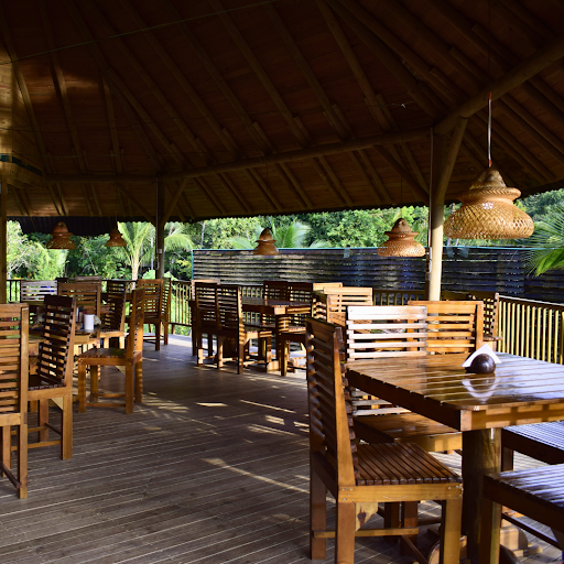Ecolodge Playa Alegre