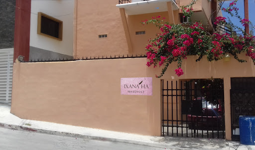 Consultorio de Ixaná Ha