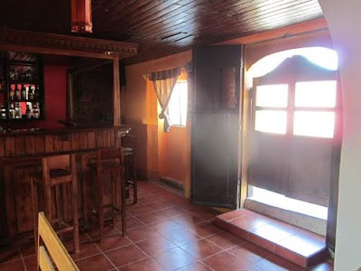 Photos of Claroscuro