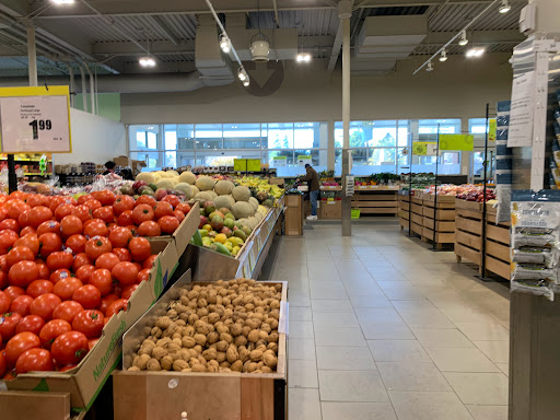 FreshCo Adelaide & Huron Gallery - Canada