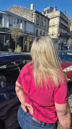 Photo n°37 de Hélèny's Coiffure à Bordeaux (Salon de coiffure)