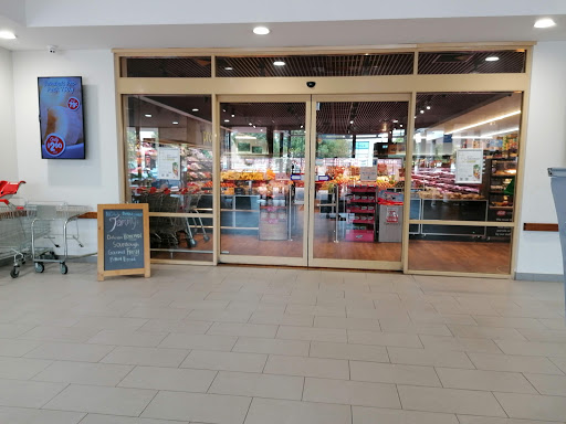 Stargate Shopping Centre - Atwell