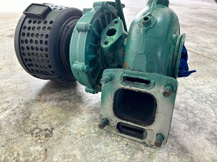 Photo n°40 de Casse Marine enlèvement à Martigues (Magasin de moteurs hors-bord)