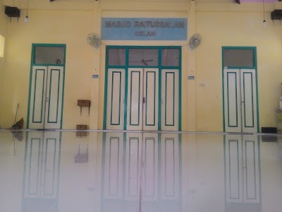 Photos of Masjid Baitussalam Celan