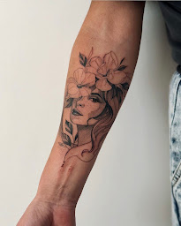 Photo n°7 de HAKI Tattoo, Bijouterie & Piercing à Carqueiranne (Bijouterie)