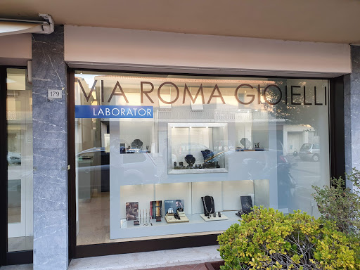 Via Roma Gioielli Arte & Designer