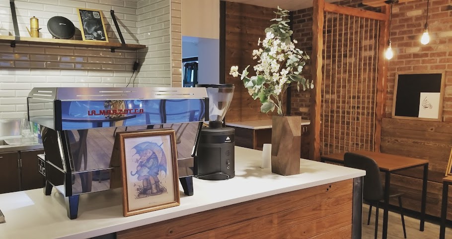 Ugly Mug Cafe by null