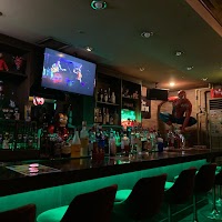 P's Bar（ピーズバー）