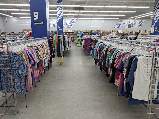 Goodwill - Leesburg - Thumbnail