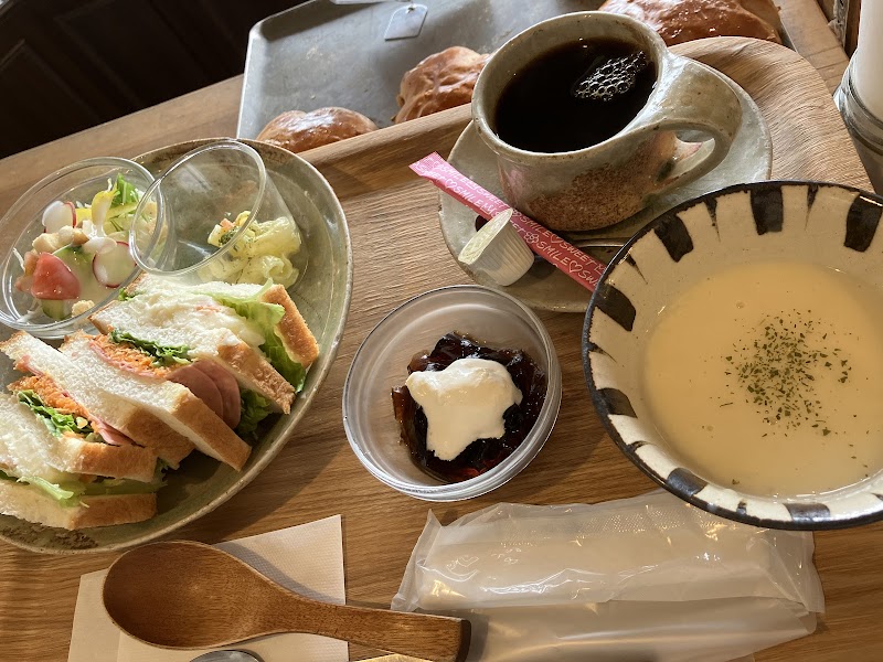 ブーランジェリー エ カフェ リエゾン