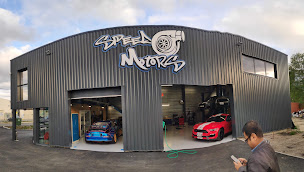 Photo n°1 de Speed Motors Bordeaux - Reprogrammation & conversion moteur éthanol e85 & échappement à Mérignac (Prestataire spécialisé dans les vitres teintées)