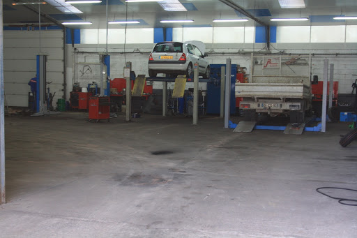 Station TOTAL Louvigné Auto Services Gallery - France