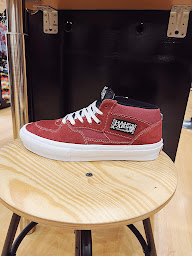 Photo n°19 de URBAN SIDE Lamballe au shop à Lamballe-Armor (Magasin de chaussures)