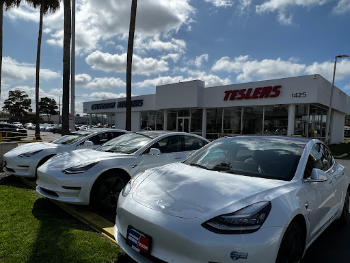 California Beemers Teslers