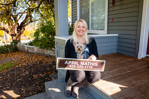April Mathis, Real Estate Agent Logo