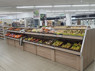 Photo n°2 de Supermarché la verrie UTILE à Chanverrie (Supermarché)