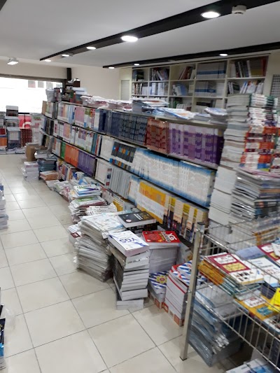 Usak Kitap Market