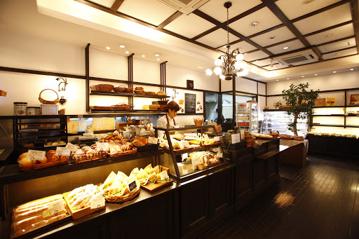 Backerei danken 紫原店