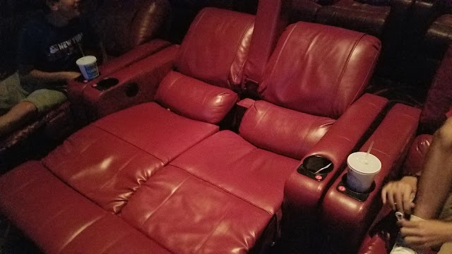 AMC 84th Street 6