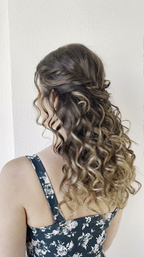 Opinii despre Κομμωτήριο Hair Styling Αρετή Λώλου | Λυκόβρυση în Λυκόβρυση - Κουρείο