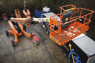 Photo n°7 de Riwal - Location de nacelle Chartres à Mignières (Centre de formation)