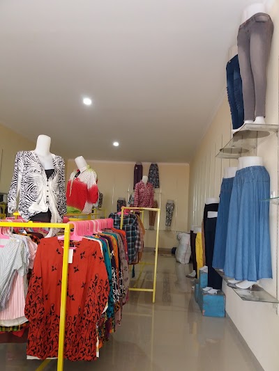 Photos of Gerbang Perumnas Manggala permai