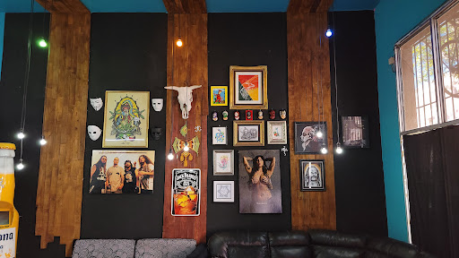 GOTTLICH BOUTIQUE - Visual