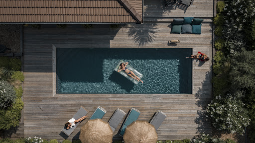 Photo de Piscines de France (17) - Construction de piscine (L'Univers de l'Eau)