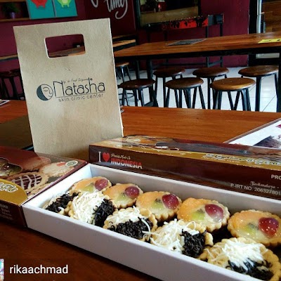 Photos of Lestari Pie