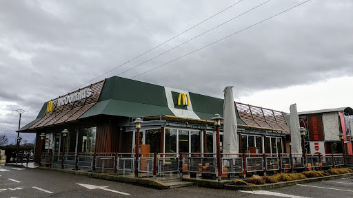 Photo 13 - Burger King