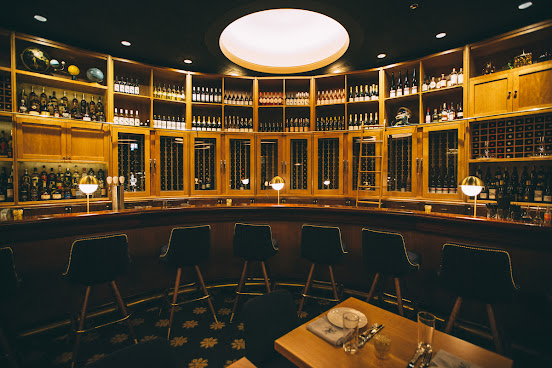 Cherry Circle Room by null