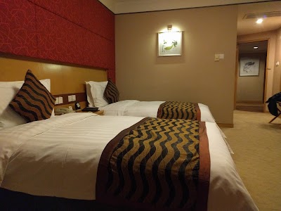 Photos of Days Hotel and Suites Jiaozuo