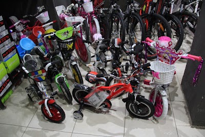 Photos of Alper Cycling