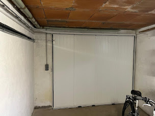 Photo n°44 de MJP Habitat - Lisses à Lisses (Magasin de stores et de rideaux)